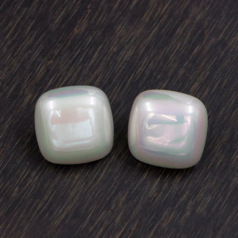 Breeze of Ocean Square Pearl Studs - Emberil