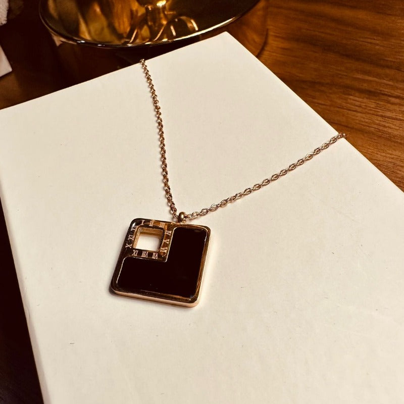 Roman Numeral Square Black Onyx Rose Gold Pendant Necklace - Stainless Steel - Emberil