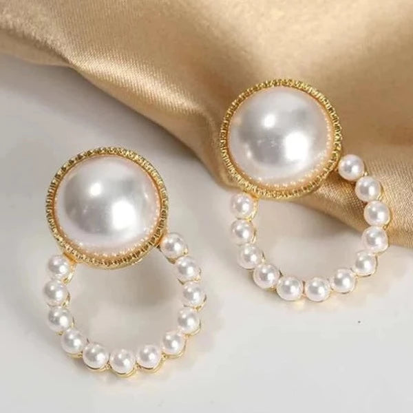 Elegant Pearl Round Earrings - Emberil