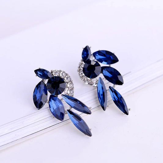 Luxury Rhinestone Crystal Stud Earrings - Emberil