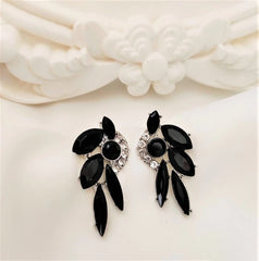 Luxury Rhinestone Crystal Stud Earrings - Emberil