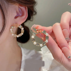 Round Pearl Elegant Earrings - S925