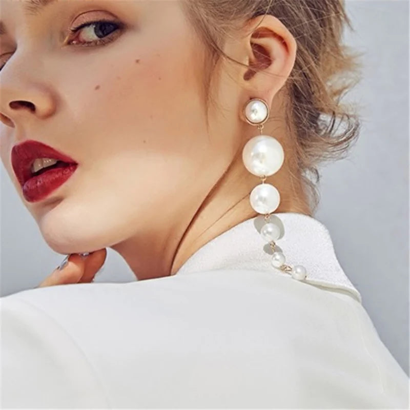 Elegant Pearl Drop Earrings - Emberil