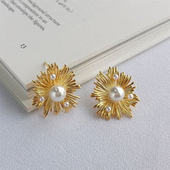 Golden Sparkle Bloom Stud Earrings - Emberil