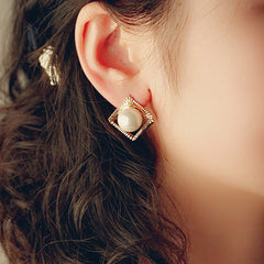 Irregular-lines Studs - Emberil