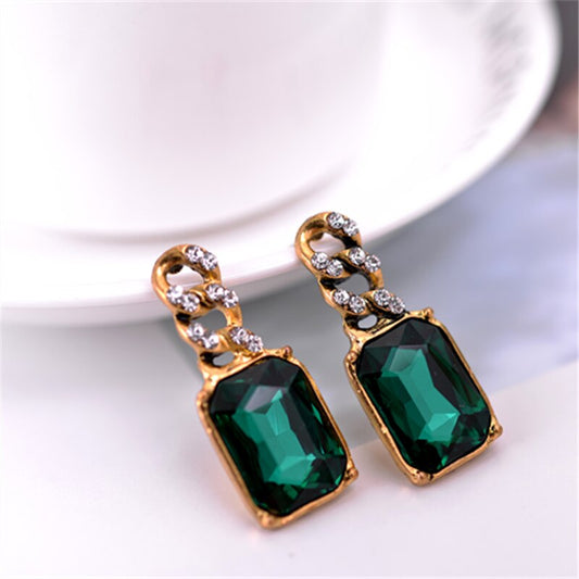 Green Emerald Cubic Elegant Earrings - Emberil