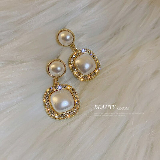 Cubic Zirconia Pearl Earrings - Emberil