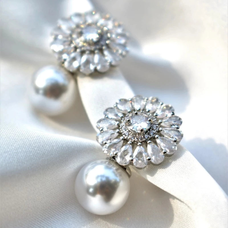 Crystal Blossom Tops Earrings - S925 - Emberil