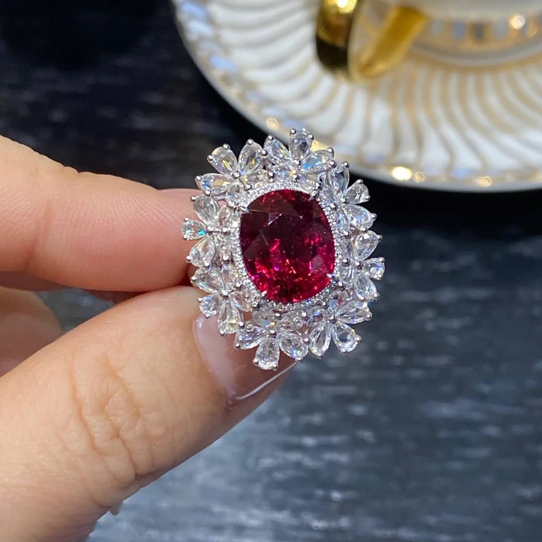 Luxury Red Cubic Flower S925 Ring - Emberil