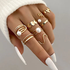 8 Pcs Golden Pearl Ring Set - Emberil