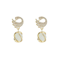 Two Birds Pearl Drop Earrings - Emberil