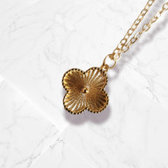 Golden Clover Necklace - Emberil