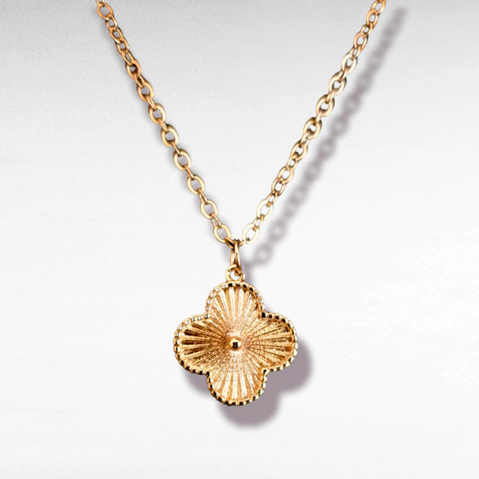 Golden Clover Necklace - Emberil