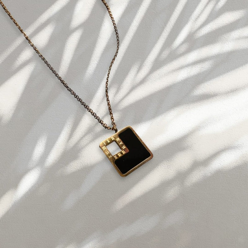 Roman Numeral Square Black Onyx Rose Gold Pendant Necklace - Stainless Steel - Emberil