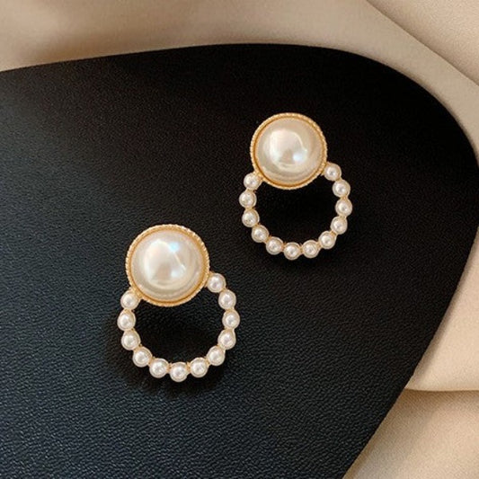 Elegant Pearl Round Earrings - Emberil