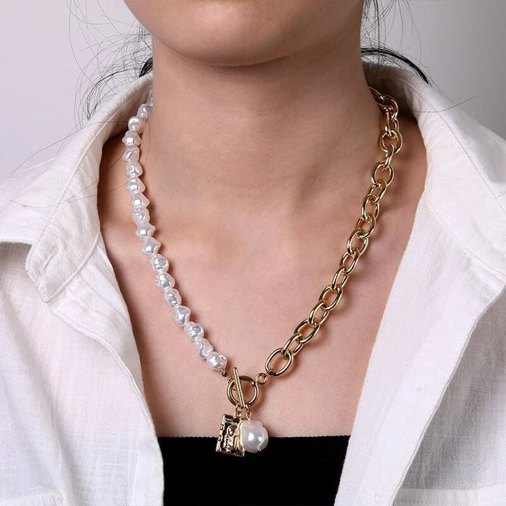 Pearl Angel Chain Necklace - Golden - Emberil