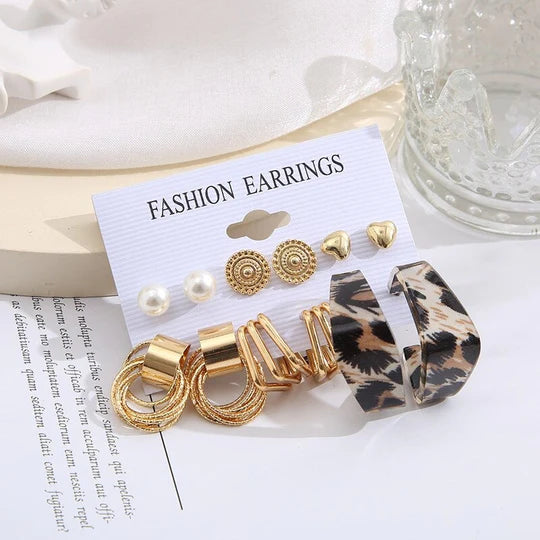 6 Pieces Bohemian Pearl Love Stud Pack - Emberil