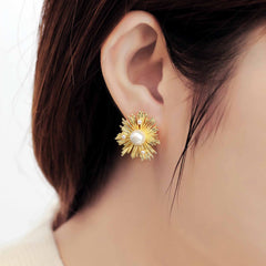 Golden Sparkle Bloom Stud Earrings - Emberil